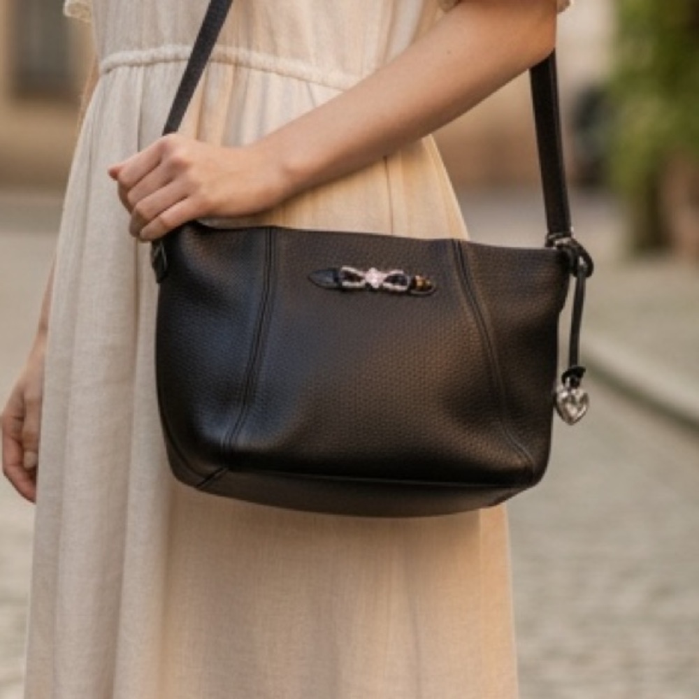 Brighton Elegant Black Leather Shoulder Bag